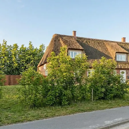Schleusenwaerter Luv Neukirchen (Nordfriesland)