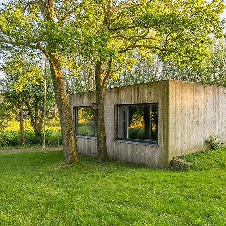 Schleusenwaerter Luv Neukirchen (Nordfriesland)